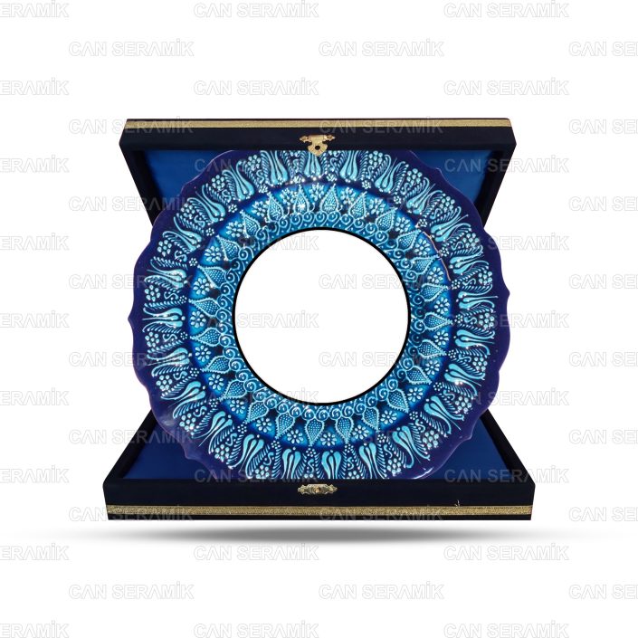 Promosyon Çini Tabak Modelleri Logo Baskılı Çini Tabak Çeşitleri El Yapımı Plaket Çini Tabak Fiyatları El İşlemesi Seramik Plaket Tabak Örnekleri